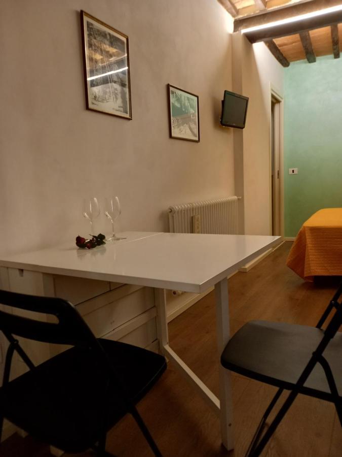 La Locanda Dei Conti, Piccolo E Confortevole Loft Сиена Экстерьер фото