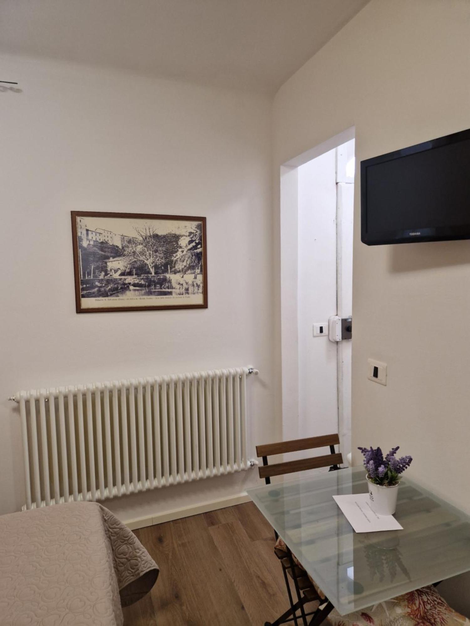La Locanda Dei Conti, Piccolo E Confortevole Loft Сиена Экстерьер фото